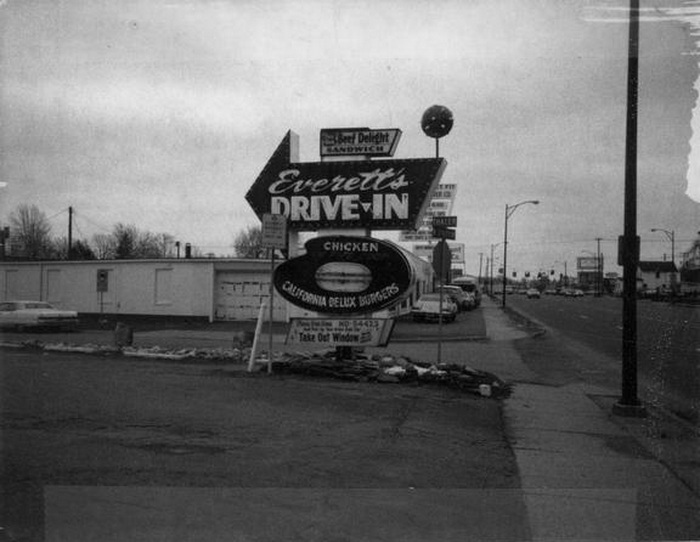Everetts Drive-In - 1980 Photo